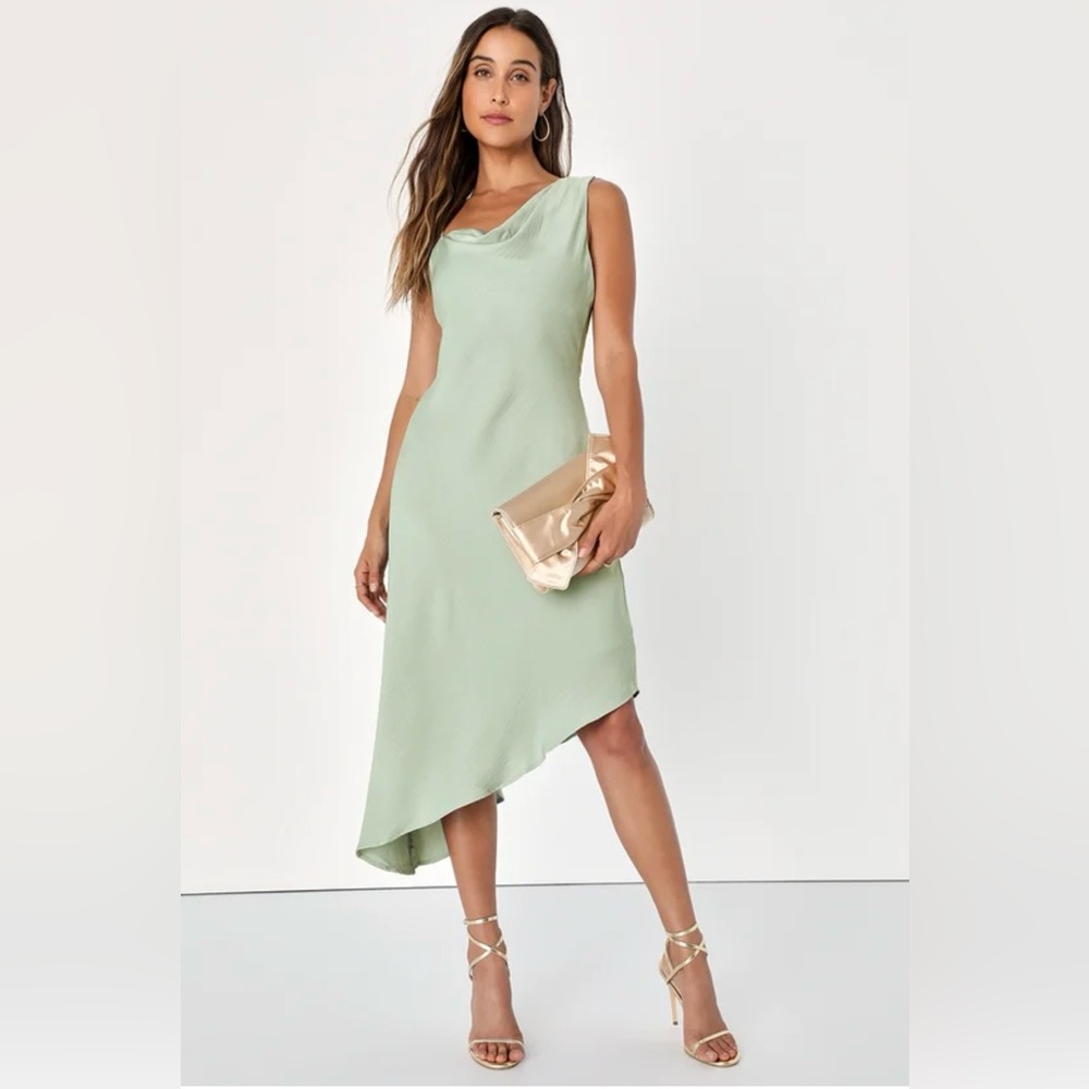 Lulu’s Asymmetrical Sage Green Dress Size Small
